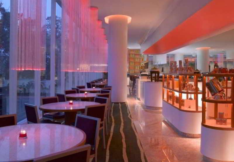 Jw Marriott Hotel Medan Exterior foto